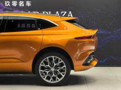 Aston Martin DBX 3.0T Straight-Six - ფოტო 20