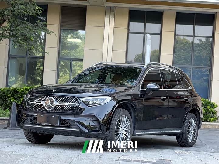 Mercedes-Benz GLC 300 L 4MATIC Dynamic 5-Seater