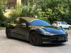 Tesla Model 3 Performance All-Wheel Drive - ფოტო 3