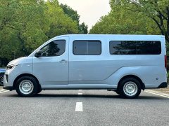 Wuling Yangguang 400km Passenger Vehicle Comfort Edition - photo 14