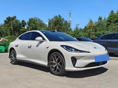 IM Motors Zhiji L6 Ultra - ფოტო 3