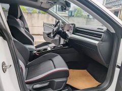 Volkswagen Lingdu L 280TSI DSG Dazzling Red Edition - ფოტო 5