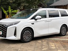BYD Summer 2026 DM-i 1.5T 218KM Excellence Edition - photo 1