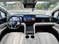 BYD Summer 2026 DM-i 1.5T 218KM Excellence Edition - photo 10