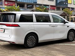 BYD Summer 2026 DM-i 1.5T 218KM Excellence Edition - photo 4
