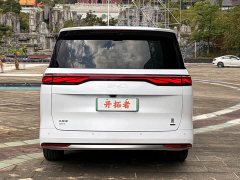 BYD Summer 2026 DM-i 1.5T 218KM Excellence Edition - photo 5