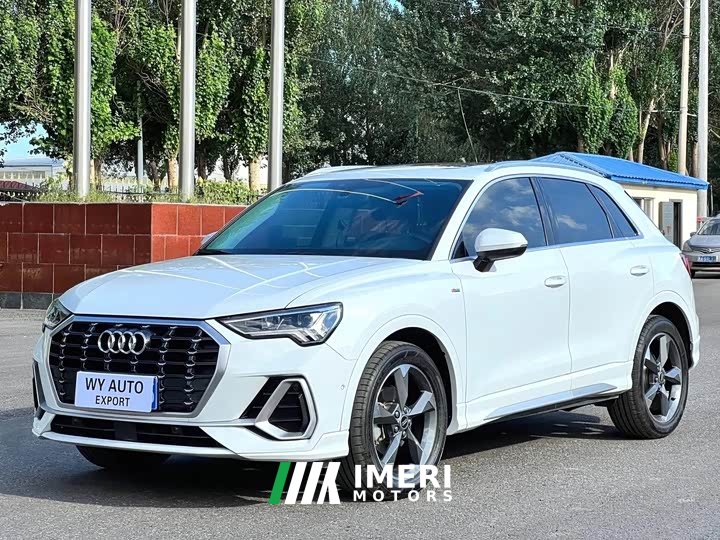 Audi Q3 35 TFSI Fashion Dynamic - car from China