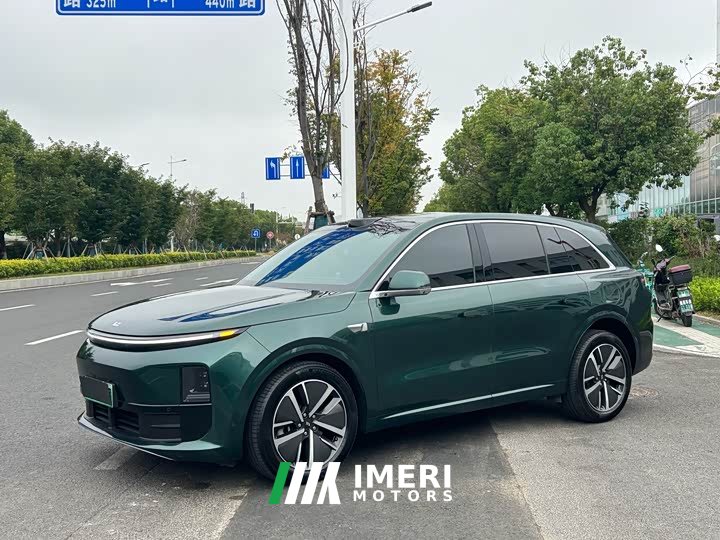Li Auto L6 Max - ავტომობილი ჩინეთიდან