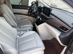 Buick GL8 Land Business Class 652T Comfort - ფოტო 4