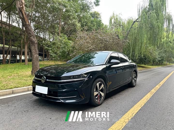 Volkswagen Magotan 380TSI DSG Prestige - ავტომობილი ჩინეთიდან