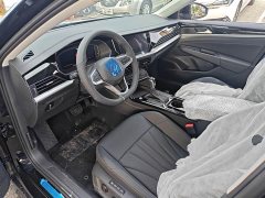 Volkswagen Passat Outstanding Edition 380TSI Dragon Ascendant Version - ფოტო 4
