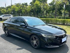 Honda Accord 260TURBO Phantom Night Premium Edition - ფოტო 3