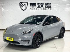 Tesla Model Y Rear-Wheel Drive - ფოტო 1