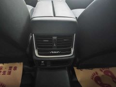 Dongfeng Yixuan MAX 2022 1.5T Cool Dad Edition - ფოტო 12