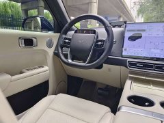 Li Auto L7 2024 MAX - ფოტო 14