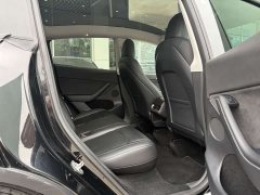 Tesla Model Y Long Range All-Wheel Drive - ფოტო 7