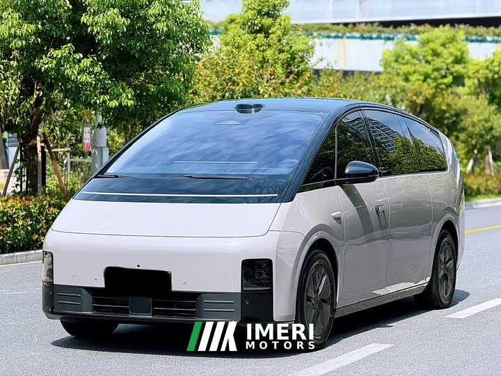 Li Auto MEGA 2025 Home Family Edition - ავტომობილი ჩინეთიდან