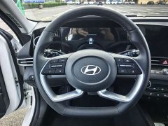 Hyundai Elantra 1.5L CVT Luxury - ფოტო 13