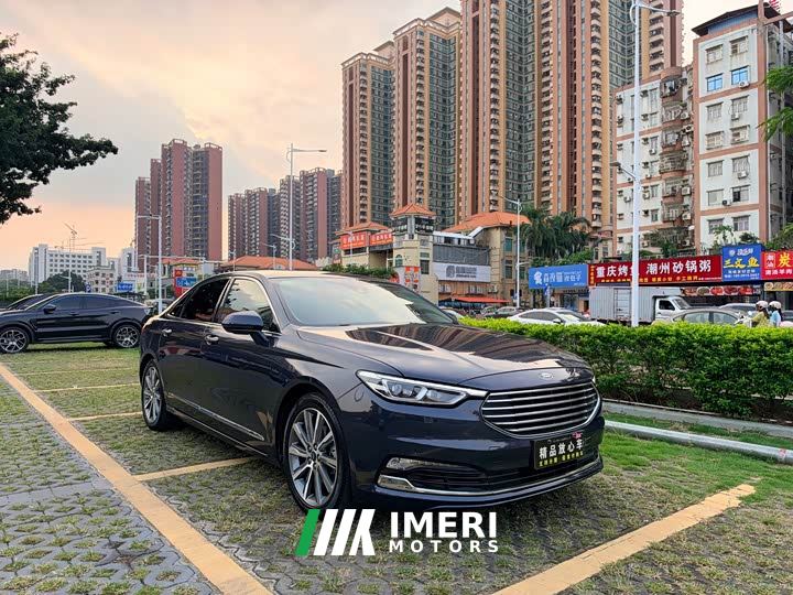 Ford Taurus EcoBoost 245 Premium Edition
