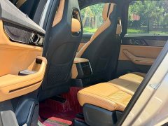 Lynk & Co 09 EM-P 2021 2.0T PHEV Halo Seven-Seater - ფოტო 8