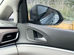 Buick GL8 Land Business Class 652T Premium - ფოტო 9