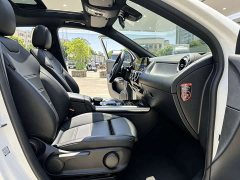 Mercedes-Benz GLA 180 - ფოტო 10