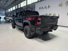 Ram Trucks Tyrannosaurus 2022 6.2T Automatic - ფოტო 4