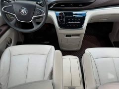 Buick GL8 Land Business Class Comfort Edition - ფოტო 7
