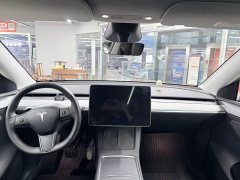 Tesla Model Y Rear-Wheel Drive - ფოტო 8