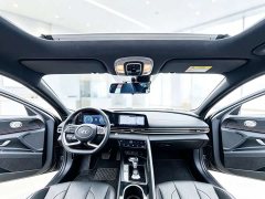 Hyundai Elantra 2022 1.5L CVT 20th Anniversary Edition - ფოტო 11
