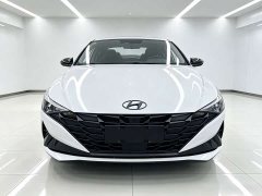 Hyundai Elantra 2022 1.5L CVT 20th Anniversary Edition - ფოტო 2