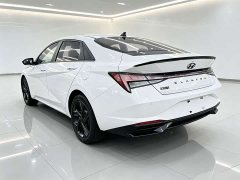 Hyundai Elantra 2022 1.5L CVT 20th Anniversary Edition - ფოტო 4