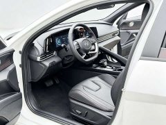 Hyundai Elantra 2022 1.5L CVT 20th Anniversary Edition - ფოტო 7
