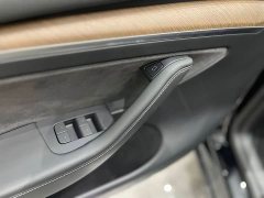 Tesla Model Y Long Range All-Wheel Drive - ფოტო 11