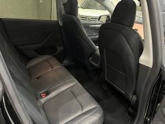 Tesla Model Y Long Range All-Wheel Drive - ფოტო 14