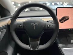 Tesla Model Y Long Range All-Wheel Drive - ფოტო 8