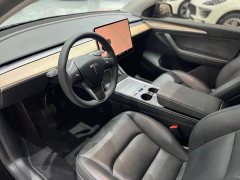 Tesla Model Y Long Range All-Wheel Drive - ფოტო 9