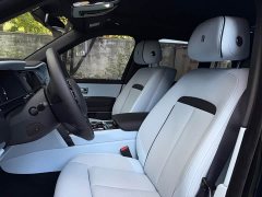 Rolls-Royce Cullinan 2020 Black Badge - ფოტო 8