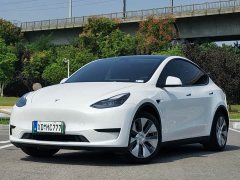Tesla Model Y Facelift Rear-Wheel Drive - ფოტო 1