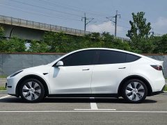 Tesla Model Y Facelift Rear-Wheel Drive - ფოტო 3