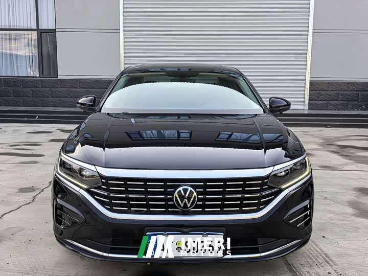 Volkswagen Passat 330TSI Elite - ავტომობილი ჩინეთიდან