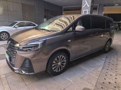 Buick GL8 Land Business Class Comfort Edition - ფოტო 1
