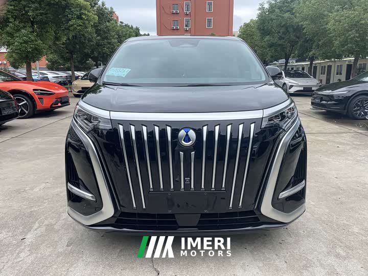 Denza D9 EV 600 AWD Flagship