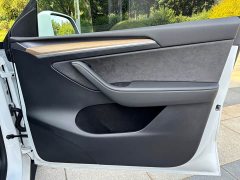 Tesla Model Y Long Range All-Wheel Drive 3D7 - ფოტო 14