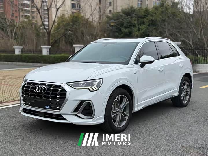 Audi Q3 40 TFSI Fashion Dynamic