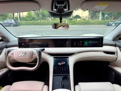 IM Motors Zhiji LS6 Max Standard Edition - ფოტო 10