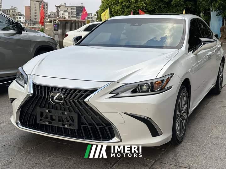 Lexus ES 200 Excellence Edition