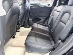 Tesla Model Y Long Range All-Wheel Drive - ფოტო 8
