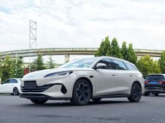 BYD Dolphin 06 DM-i Touring DM-i 150KM Flagship - ფოტო 1