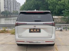 Buick GL8 New Energy Lusang Respect Edition - ფოტო 4
